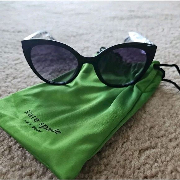 Kate Spade Samantha Sunglasses Black Frame Black Lenses - Picture 2 of 7